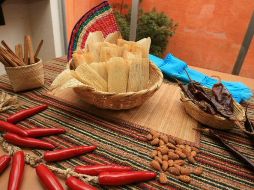 El tamal es una porción de masa de maíz rellena de carne que se envuelve en algún tipo de hoja. A. CAMACHO  /