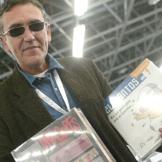 Estoy enojado con  la historia: Trino