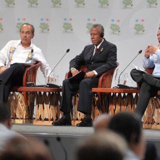 Calderón anticipa que la Cumbre de Cancún tendrá excelentes resultados