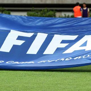 FIFA manda advertencia