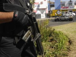 Presuntos integrantes del 'La Familia Michoacana' se enfrentaron  con agentes federales en el municipio de Apatzingán. EFE  /