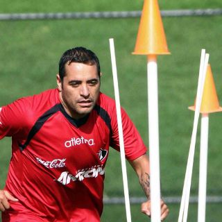 Daniel Osorno no cierra la puerta para salir