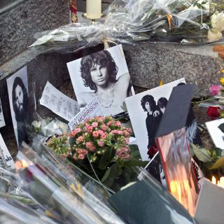 Jim Morrison recibe perdón póstumo por exposición indecente