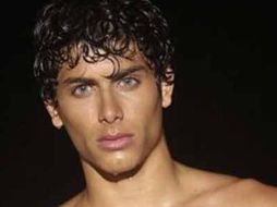 El director aseguró que el modelo ''tiene potencial'' como actor. ESPECIAL  /