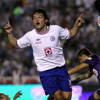 Villaluz quiere quedarse siempre en Cruz Azul
