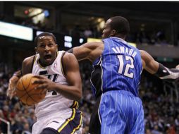 Con su triunfo, los Jazz (17-7) completaron su estancia de seis partidos en su campo con marca de 4-2. EFE  /