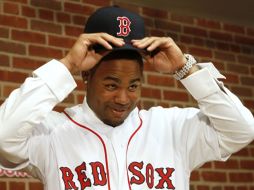 Carl Crawford es la nueva adquisición de las Medias Rojas de Boston. AP  /