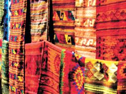 En Oaxaca se hacen unos rebozos artesanales multicolores. ELUNIVERSAL  /