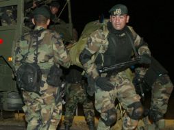 El Ejército decomisó dosis de mariguana, un vehículo tipo Honda Accord, un arma larga, dos cargadores y 47 cartuchos. ARCHIVO  /