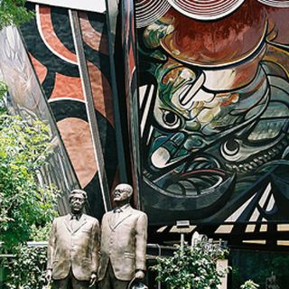 Restaurarán de manera integral el Polyforum Siqueiros