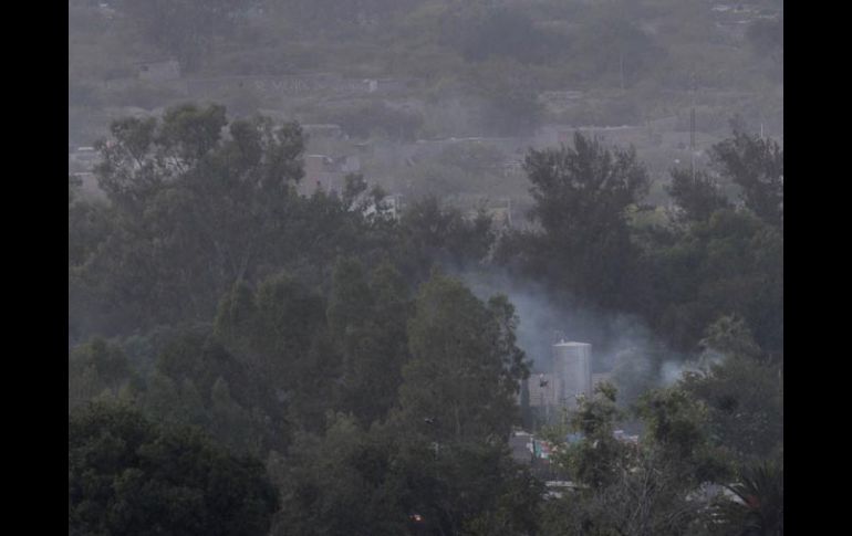 El sábado por la tarde, la nata de contaminación sobre la zona metropolitana era notoria a simple vista. S. NÚÑEZ  /