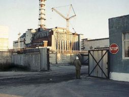 Estado actual de la entrada principal a la planta nuclear de Chernobyl, en Ucrania. FRIKI.NET  /