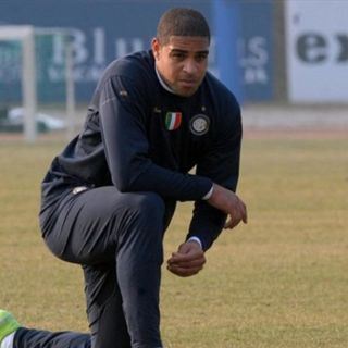 Adriano elegido el peor jugador de Italia