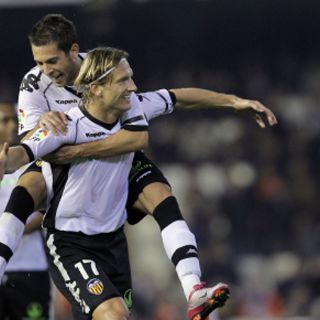 El Valencia empata 3-3 con el Osasuna
