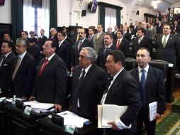 El pleno senatorial también avaló las modificaciones hechas por la Cámara de Diputados al Artículo 100 de la Constitución. EL UNIVERSAL  /