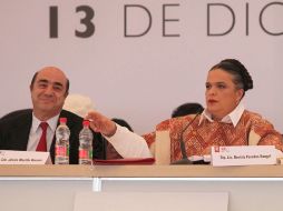 Jesús Murillo Karam y Beatriz Paredes encabezan la XXVI Sesión Extraordinaria del Consejo Político Nacional del PRI. EL UNIVERSAL  /