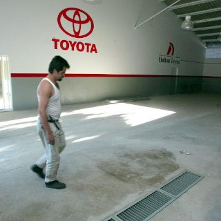 Toyota llamará a revisión 94 mil 126 unidades del modelo Sienna 2011