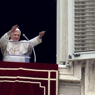 Legionarios vetan todo lo relacionado con su fundador