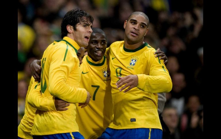 Adriano ha sido considerado como el peor jugador de Italia en este año. MEXSPORT  /