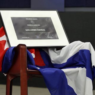 Reconocen a Fariñas a pesar de no estar presente