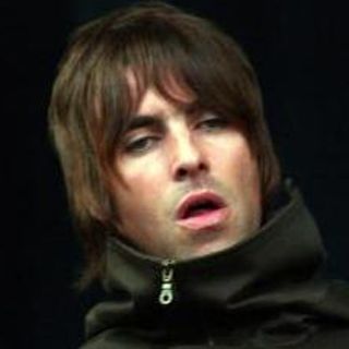 Liam Gallagher minimiza a músicos de Oasis