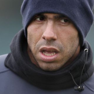 Tévez seguirá en el Manchester City