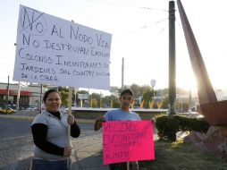 Vecinos y comerciantes se oponen a la obra vial. M. FREYRÍA  /