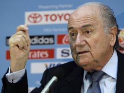 El presidente de la FIFA, Joseph Blatter atendió a los medios en una rueda de prensa. AP  /