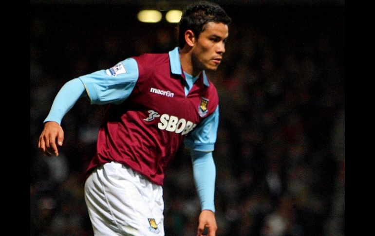 El jugador mexicano podría tener nuevamente participación con el West Ham. MEXSPORT  /