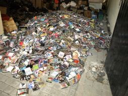 Un representante del Órgano Interno de Control de PGR supervisó la destrucción del material pirata. ESPECIAL  /