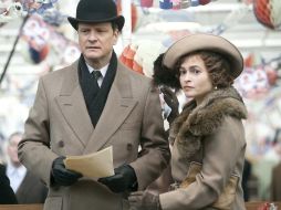 Colin Firth, quien encarna al rey Jorge VI, y Helena Bonham Carter, en su papel de la reina madre. AP  /