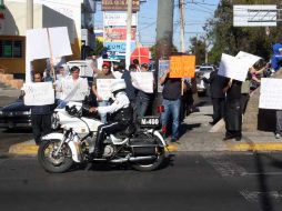 Vecinos y comerciantes se oponen a la obra vial.A. HINOJOSA  /