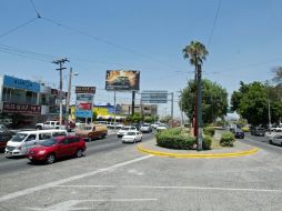 El Ayuntamiento tapatío pretende construir un paso a desnivel en el cruce de Circunvalación y Ávila Camacho. E. BARRERA  /