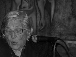 Su libro convoca los recuerdos de su larga y muy llena vida. ESPECIAL  /