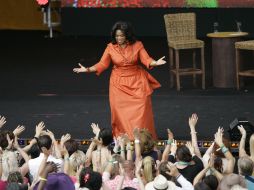El talk show estadounidense Oprah Winfrey es recibido por los fans durante el rodaje de 'Ultimate Adventure Oprah Australia'. AP  /