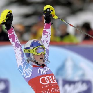 Vonn gana la súper combinada de Val d'Isere