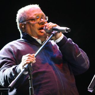 Pablo Milanés llevó su 'Regalo' a Iztapalapa