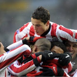 'Maza' en acción en la victoria del PSV