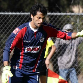 Luis Michel sufre contusión en la rodilla