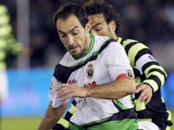 El Racing y el Hércules protagonizaron un pésimo último partido del año y ninguno merecía la victoria. EFE  /