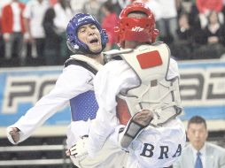 Guillermo Pérez durante su participación en el Campeonato Panamericano, donde México obtuvo el primer lugar en el medallero. MEXSPORT  /