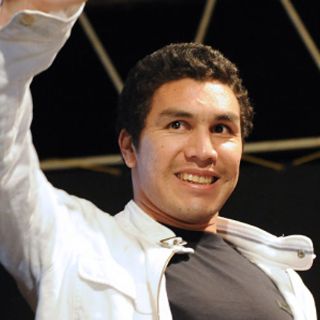 Cabañas y América siguen sin arreglo