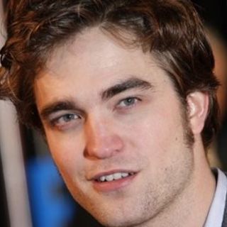Alaban besos de Robert Pattinson