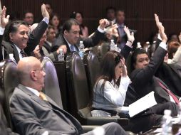 En la primera semana de enero de 2011 comparecerá el titular de Pemex, Juan José Suárez Coppel, ante el Congreso. SUN  /