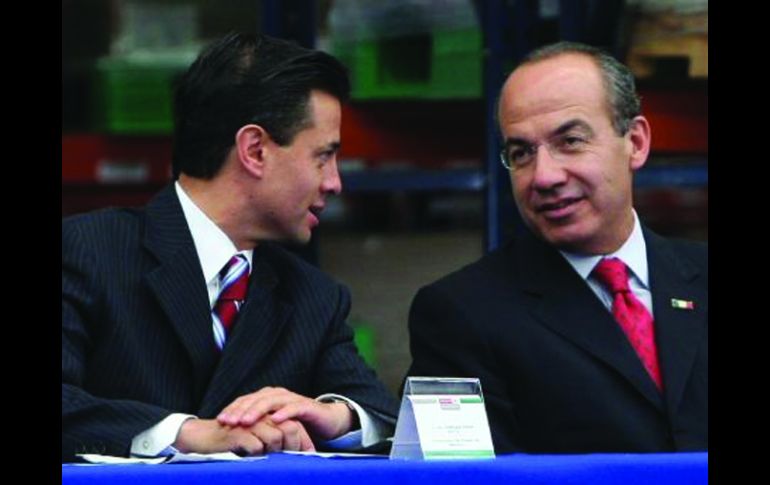 Peña y Calderón cerraron la celebración del evento, en el municipio de Ecatepec. ARCHIVO  /