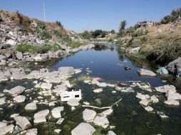 Los autores de los ensayos son periodistas con amplia experiencia en investigaciones . A. CAMACHO  /