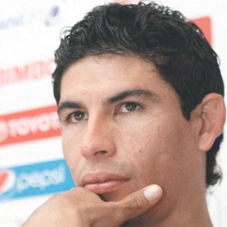 Jonny Magallón, cerca de perderse el cuadrangular