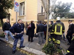 Las autoridades aseguran el edificio de la embajada de Ucrania en Roma. AFP  /