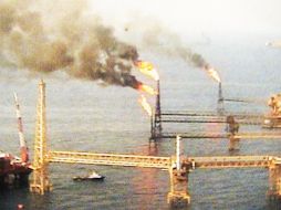 La plataforma petrolera Cantarell es el segundo productor de crudo mas importante del pais. ARCHIVO  /