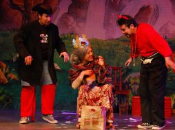 Escobar aseguró que disminuyendo las distancias entre público y actores. NTX  /